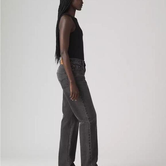 Levi’s Women 501 90s Straight Jeans - Picture 2 of 8